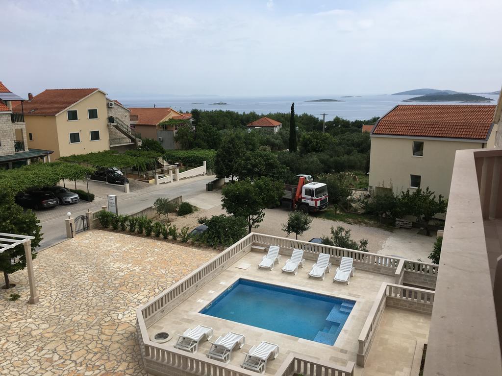 Apartments Meridiana 1 오레비츠 외부 사진