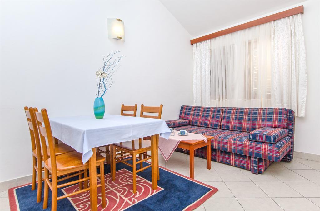 Apartments Meridiana 1 오레비츠 외부 사진